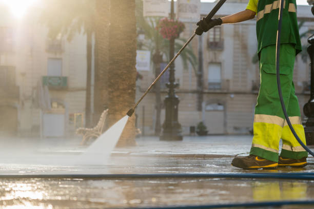 Best Rust Removal  in Lake Lorraine, FL